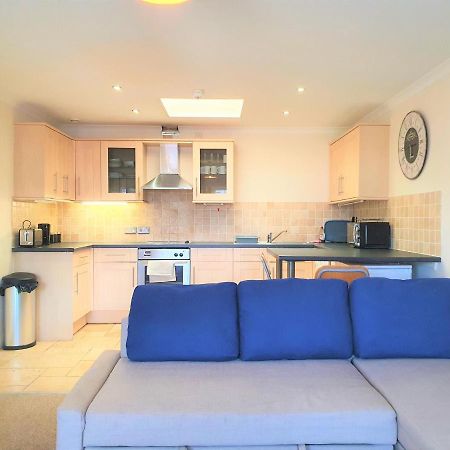 Old Town Central Apartments Swindon Dış mekan fotoğraf